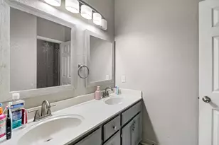 8427 Serio Way, Elk Grove, CA 98758 - Photo 25