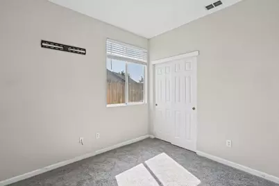 8427 Serio Way, Elk Grove, CA 95758 - Photo 37