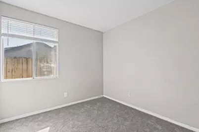 8427 Serio Way, Elk Grove, CA 95758 - Photo 39