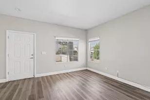 8427 Serio Way, Elk Grove, CA 95758 - Photo 5