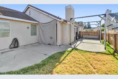 8427 Serio Way, Elk Grove, CA 98758 - Photo 33