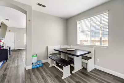 8427 Serio Way, Elk Grove, CA 98758 - Photo 11
