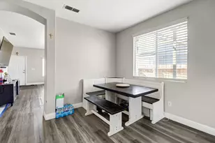 8427 Serio Way, Elk Grove, CA 98758 - Photo 11