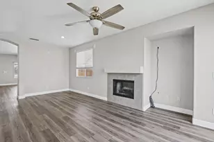 8427 Serio Way, Elk Grove, CA 95758 - Photo 11