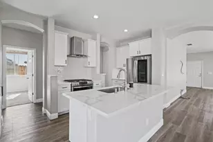 8427 Serio Way, Elk Grove, CA 95758 - Photo 15