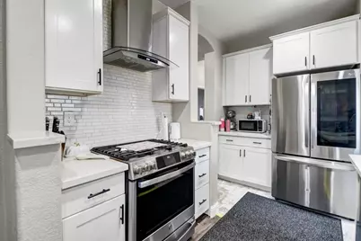 8427 Serio Way, Elk Grove, CA 98758 - Photo 17