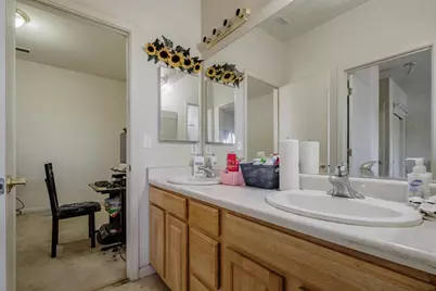 7250 Radha Drive, Sacramento, CA 95828 - Photo 35