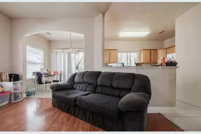 7250 Radha Drive, Sacramento, CA 95828 - Photo 5