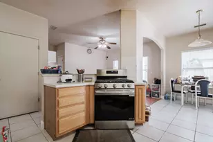 7250 Radha Dr, Sacramento, CA 95828 - Photo 11