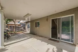 7250 Radha Dr, Sacramento, CA 95828 - Photo 43