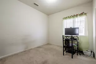 7250 Radha Dr, Sacramento, CA 95828 - Photo 29