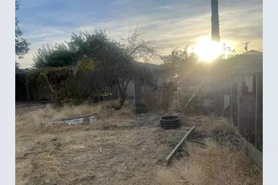 26422 N Highway 99, Acampo, CA 95220 - Photo 21