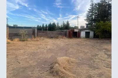 26422 N Highway 99, Acampo, CA 95220 - Photo 19