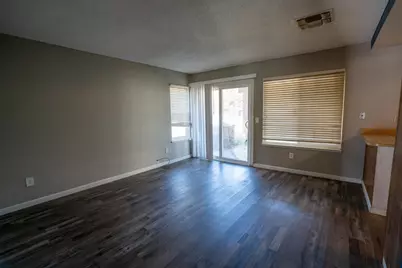 4221 Rosecrest Way, Sacramento, CA 95826 - Photo 9