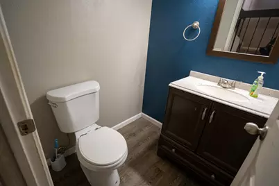 4221 Rosecrest Way, Sacramento, CA 95826 - Photo 13