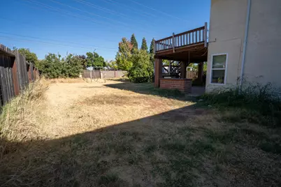 4221 Rosecrest Way, Sacramento, CA 95826 - Photo 25
