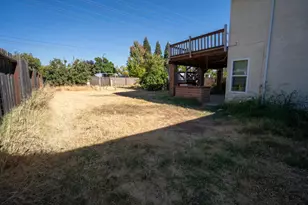 4221 Rosecrest Way, Sacramento, CA 95826 - Photo 25