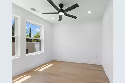 2820 D Street, Sacramento, CA 95816 - Photo 35