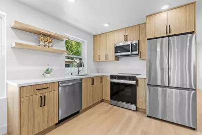 2820 D Street, Sacramento, CA 95816 - Photo 9