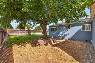 6133 Buckboard Dr, Rio Linda, CA 95673 - Photo 31