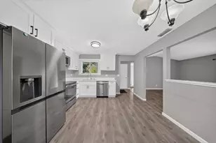 8616 Marlboro Ct, Stockton, CA 95210 - Photo 9