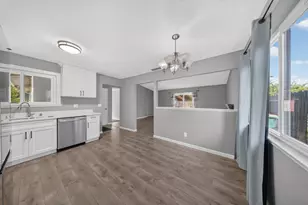 8616 Marlboro Ct, Stockton, CA 95210 - Photo 7