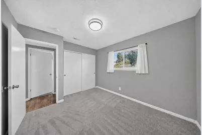 8616 Marlboro Ct, Stockton, CA 95210 - Photo 23