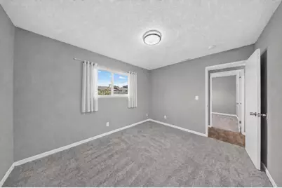 8616 Marlboro Ct, Stockton, CA 95210 - Photo 27