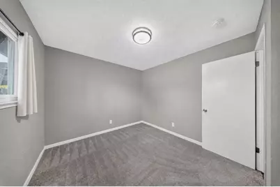8616 Marlboro Ct, Stockton, CA 95210 - Photo 29