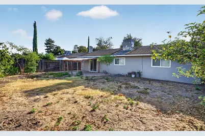 8616 Marlboro Ct, Stockton, CA 95210 - Photo 31