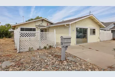 781 Camino Court, Manteca, CA 95336 - Photo 5