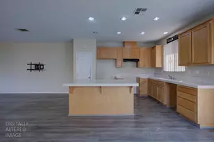 1726 E 13th St, Stockton, CA 95206 - Photo 5