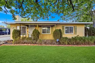5241 59th St, Sacramento, CA 95820 - Photo 3