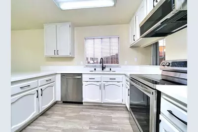 1168 Pebblewood Drive, Sacramento, CA 95833 - Photo 3