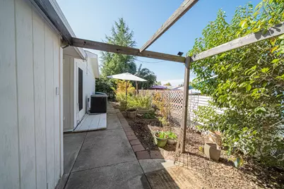 Hidden Brook Lane, Citrus Heights, CA 95621 - Photo 45