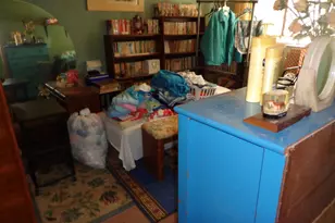 910 Calvados Ave, Sacramento, CA 95815 - Photo 9