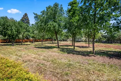 8933 Madison Avenue, Fair Oaks, CA 95628 - Photo 11