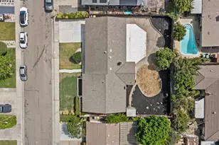 14 W Canterbury Dr, Stockton, CA 95207 - Photo 33
