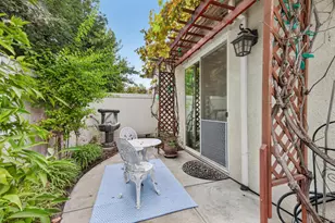 1290 Shady Pines St, Manteca, CA 95336 - Photo 5