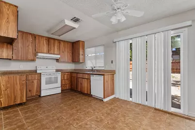 7949 Deer Water Drive, Sacramento, CA 95823 - Photo 7