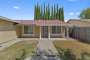7949 Deer Water Dr, Sacramento, CA 95823 - Photo 3