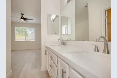 1220 Sun Valley Drive, Woodland, CA 95776 - Photo 21