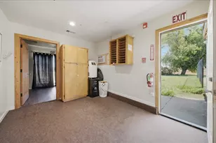 6171 Bradshaw Rd, Sacramento, CA 95829 - Photo 15