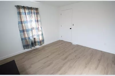 Mobile Way, Sacramento, CA 95834 - Photo 9