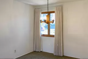7811 Lorin Ave, Sacramento, CA 95828 - Photo 9
