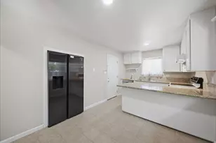 7225 Camel Rock Way, Citrus Heights, CA 95610 - Photo 13