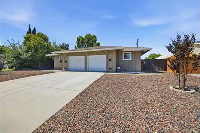 7225 Camel Rock Way, Citrus Heights, CA 95610 - Photo 5