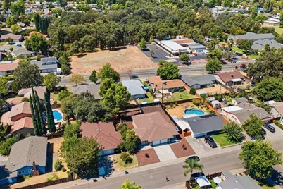 7225 Camel Rock Way, Citrus Heights, CA 95610 - Photo 31