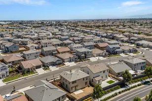 16069 Mavericks Ln, Lathrop, CA 95330 - Photo 33