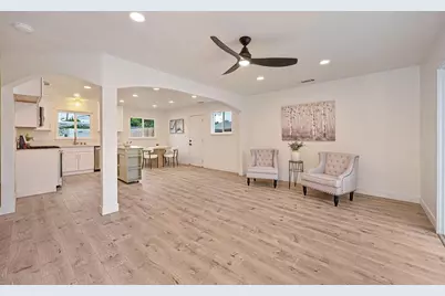8894 Sharkey Avenue, Elk Grove, CA 95624 - Photo 11